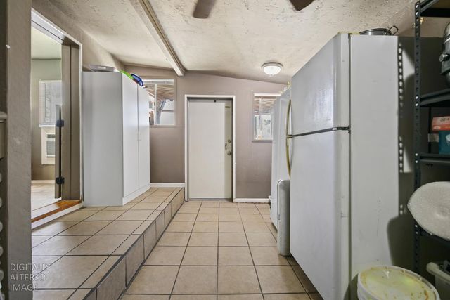 631 S Oro Ave, Stockton, CA 95215