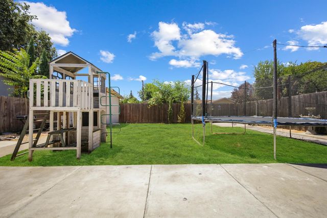 631 S Oro Ave, Stockton, CA 95215