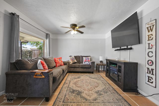 631 S Oro Ave, Stockton, CA 95215