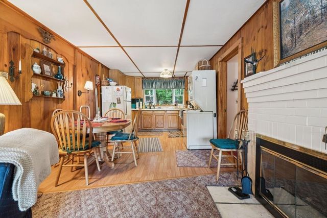 25 Lakeside Drive, Unity, NH 03773