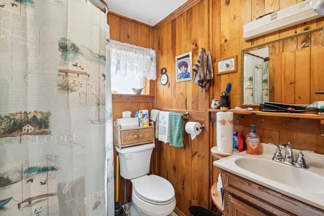 25 Lakeside Drive, Unity, NH 03773