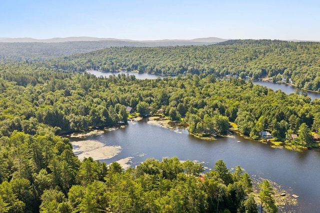 25 Lakeside Drive, Unity, NH 03773