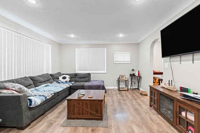 421 Johnson Street, Clio, MI 48420