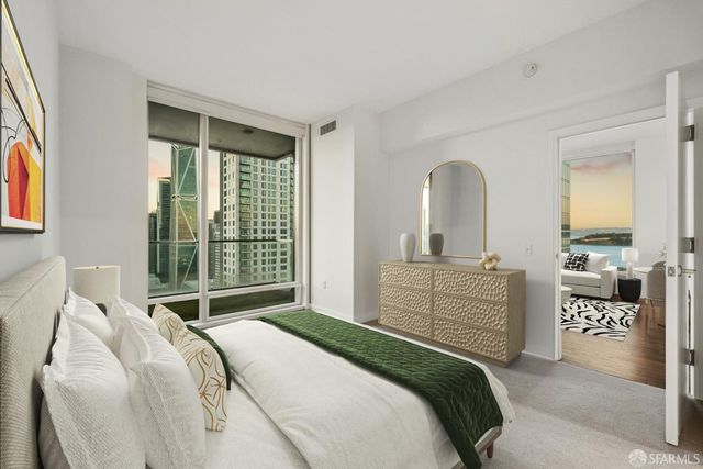425 1st Street 2707, San Francisco, CA 94105