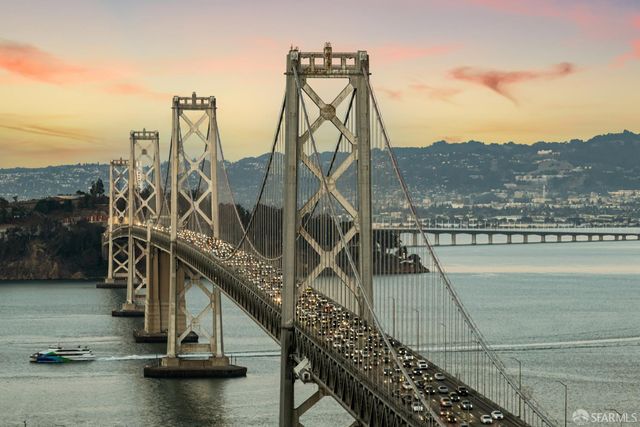 425 1st Street 2707, San Francisco, CA 94105