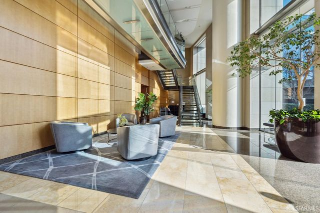 425 1st Street 2707, San Francisco, CA 94105