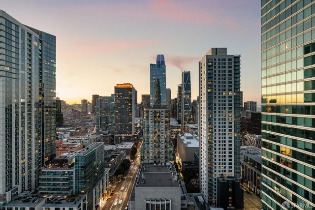 425 1st Street 2707, San Francisco, CA 94105