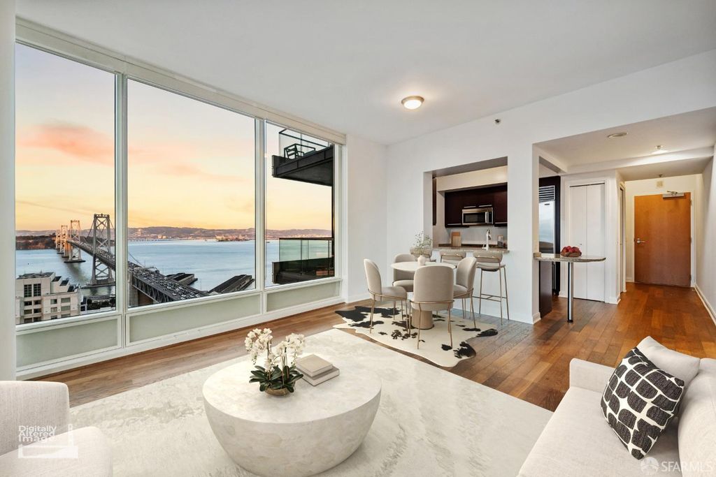 425 1st Street 2707, San Francisco, CA 94105