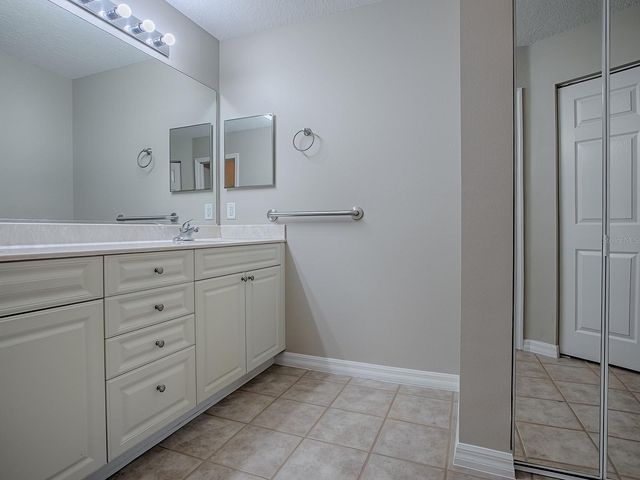 5318 EDGEWATER WAY 10, Oxford, FL 34484