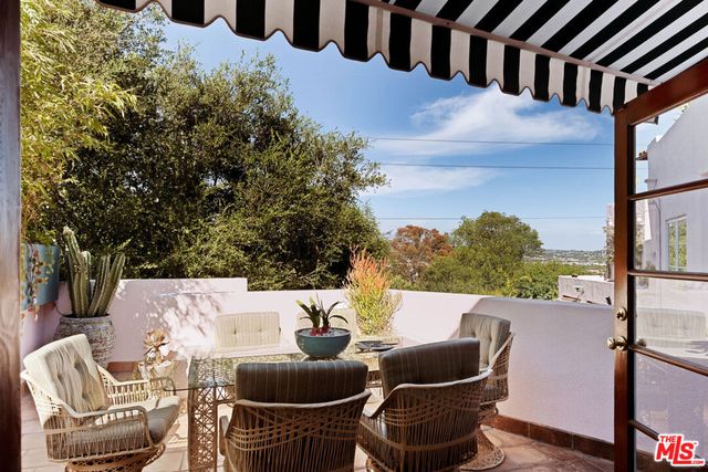 3700 Lowry Road, Los Angeles, CA 90027