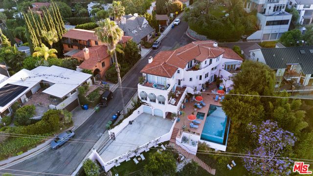 3700 Lowry Road, Los Angeles, CA 90027