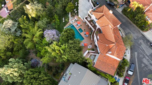 3700 Lowry Road, Los Angeles, CA 90027