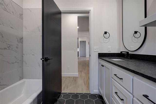 11601 SW 55th Street, Mustang, OK 73064