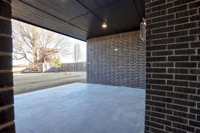 11601 SW 55th Street, Mustang, OK 73064