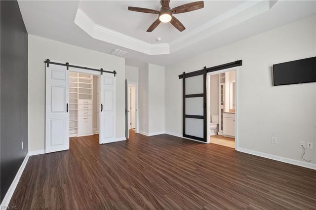 516 Clara LN, Virginia Beach, VA 23451