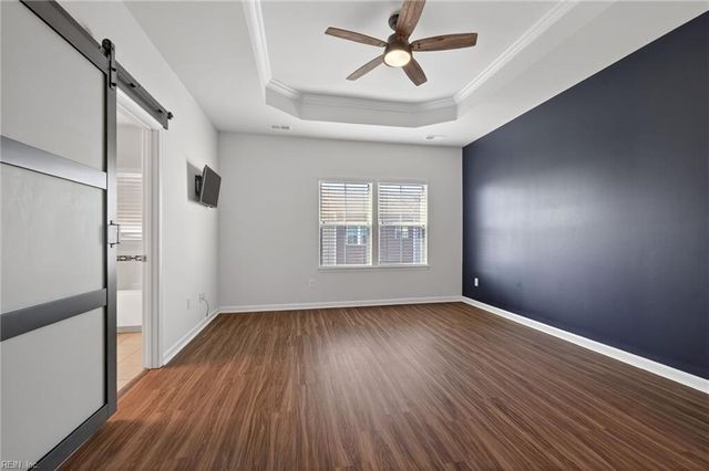 516 Clara LN, Virginia Beach, VA 23451