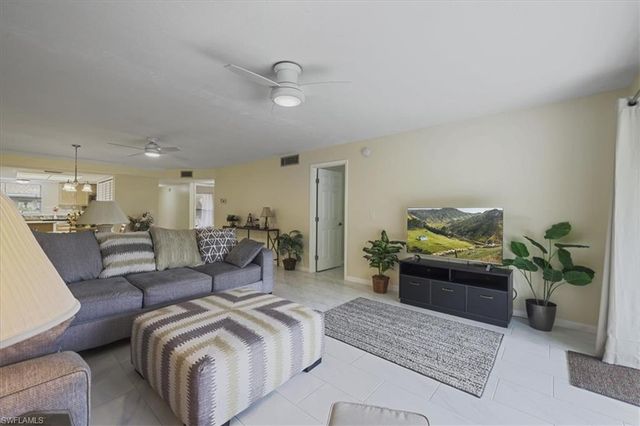 15430 Moonraker CT # 502, North Fort Myers, FL 33917