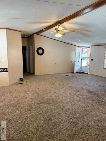 2085 N Whispering Pines Drive, Idaho Falls, ID 83401