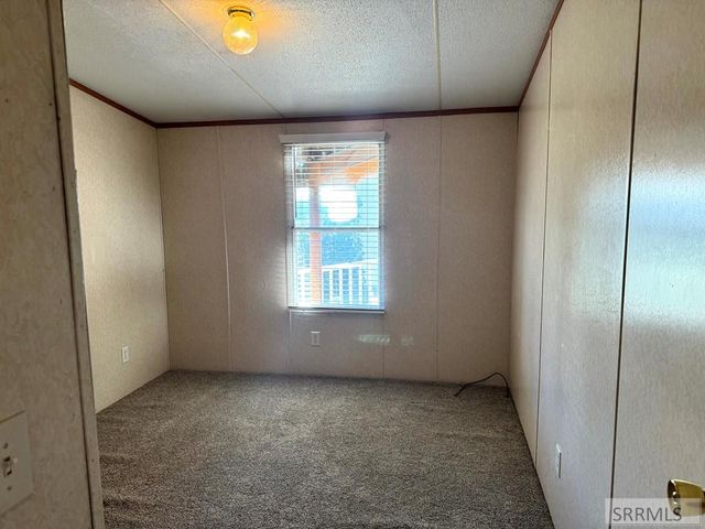 2085 N Whispering Pines Drive, Idaho Falls, ID 83401