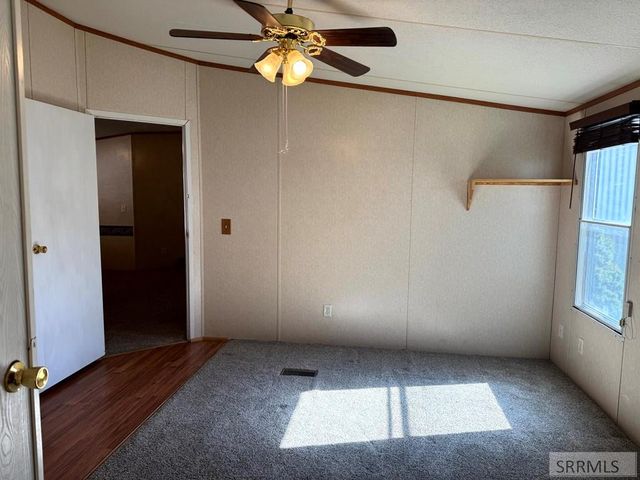 2085 N Whispering Pines Drive, Idaho Falls, ID 83401