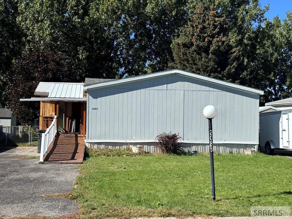 2085 N Whispering Pines Drive, Idaho Falls, ID 83401