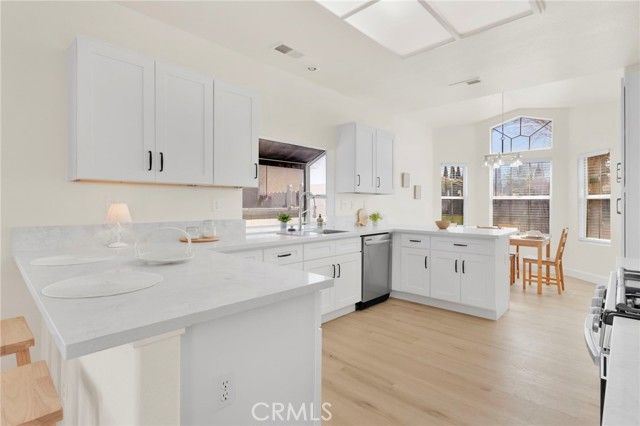 14392 Del Amo Drive, Victorville, CA 92392