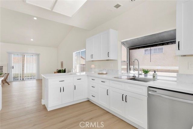 14392 Del Amo Drive, Victorville, CA 92392