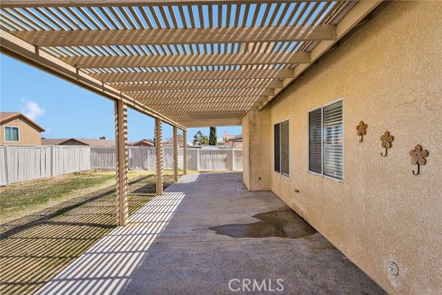 14392 Del Amo Drive, Victorville, CA 92392
