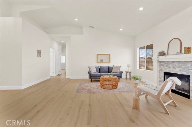 14392 Del Amo Drive, Victorville, CA 92392