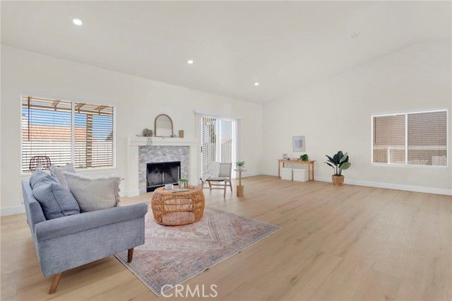 14392 Del Amo Drive, Victorville, CA 92392