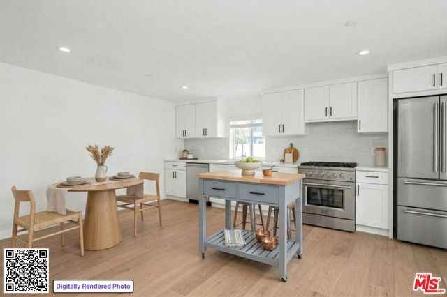 7832 Croydon Avenue, Los Angeles, CA 90045