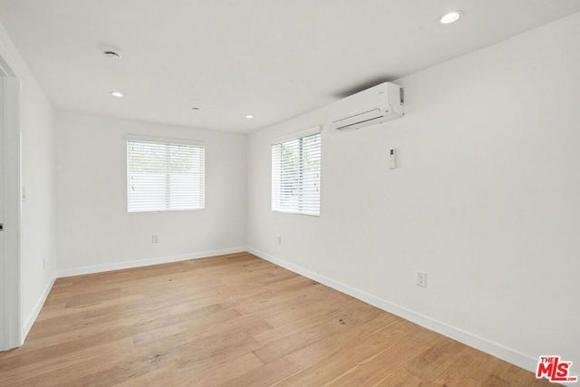 7832 Croydon Avenue, Los Angeles, CA 90045