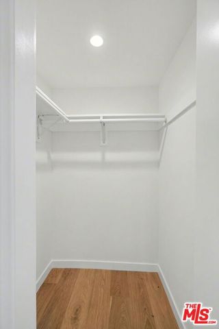 7832 Croydon Avenue, Los Angeles, CA 90045