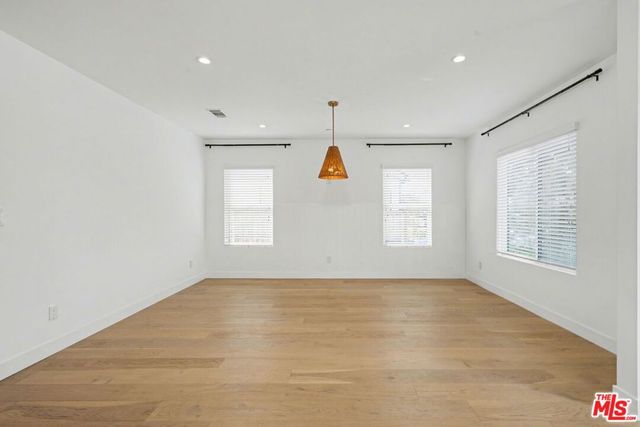 7832 Croydon Avenue, Los Angeles, CA 90045