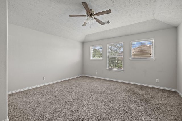 211 Meadow Ridge Way, Clute, TX 77531