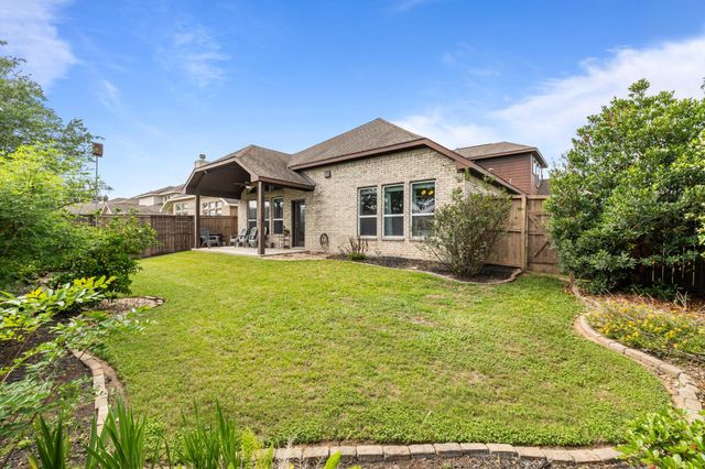 211 Meadow Ridge Way, Clute, TX 77531