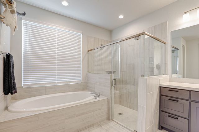 215 Buffalo Boulevard, Rhome, TX 76078