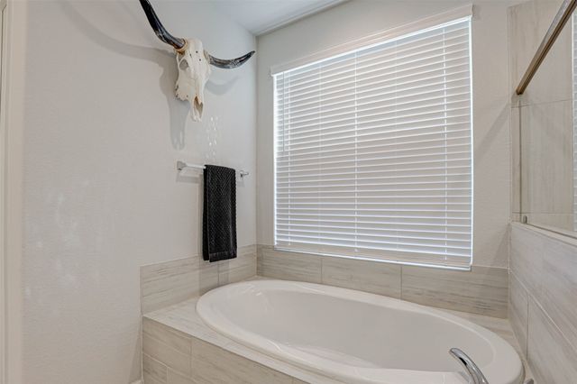 215 Buffalo Boulevard, Rhome, TX 76078