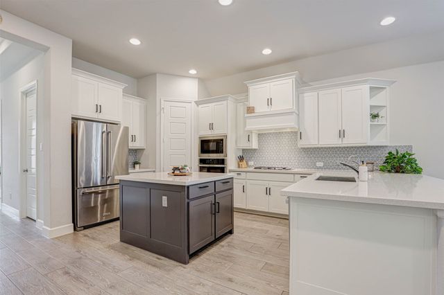 215 Buffalo Boulevard, Rhome, TX 76078