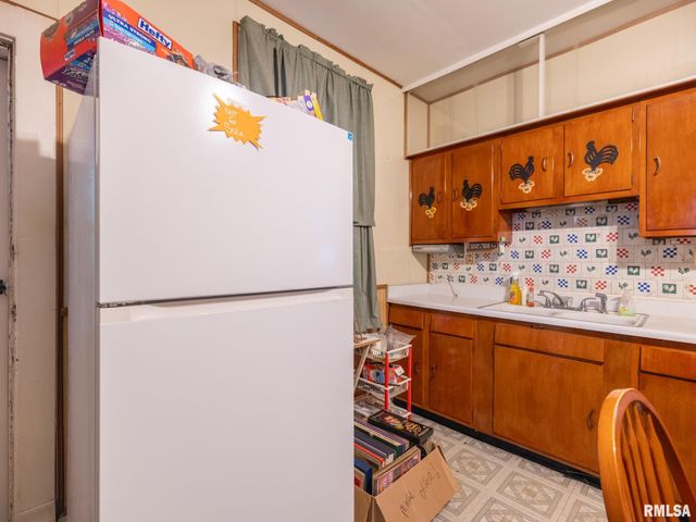 121 ROOSEVELT Street, Bartonville, IL 61607