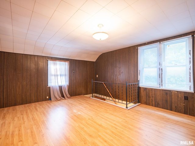 121 ROOSEVELT Street, Bartonville, IL 61607