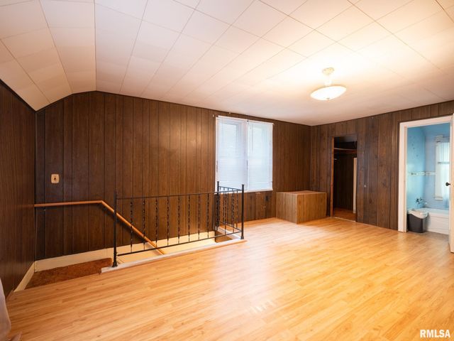 121 ROOSEVELT Street, Bartonville, IL 61607