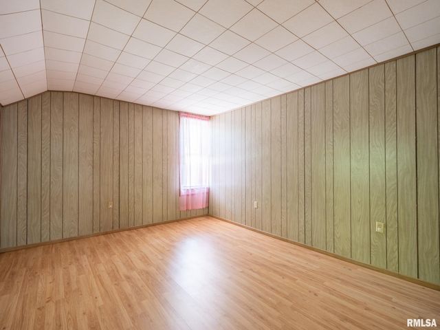121 ROOSEVELT Street, Bartonville, IL 61607