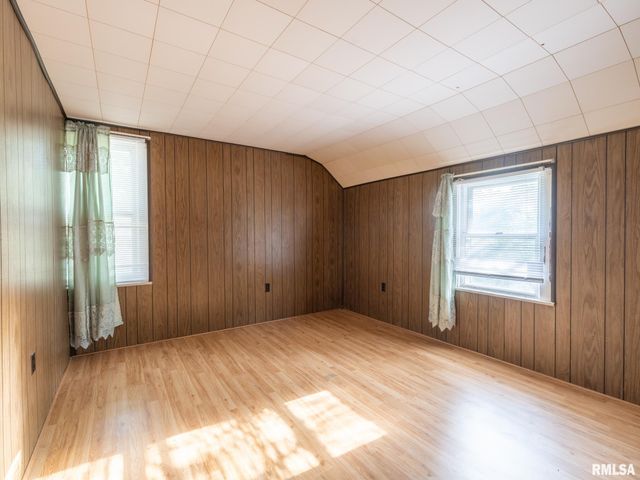 121 ROOSEVELT Street, Bartonville, IL 61607