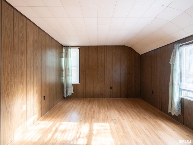 121 ROOSEVELT Street, Bartonville, IL 61607