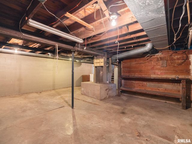 121 ROOSEVELT Street, Bartonville, IL 61607