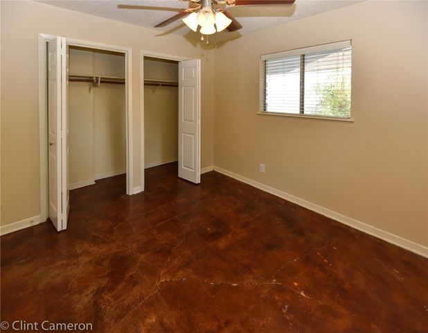 2211 Lanier DR A, Austin, TX 78757