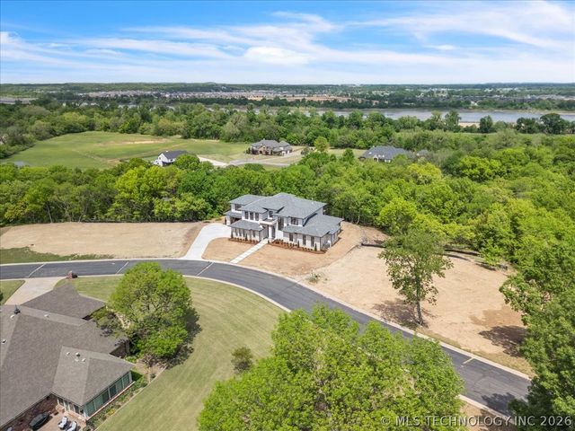 13915 S Joplin Street S, Bixby, OK 74008