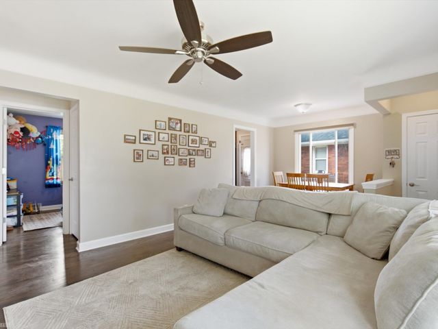 1005 N Esplanade Street, Mt Clemens, MI 48043
