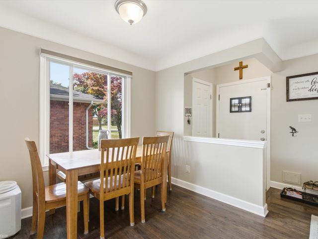 1005 N Esplanade Street, Mt Clemens, MI 48043